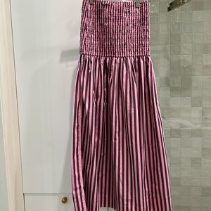 Ganni smocked striped cotton poplin skirt. Size S.